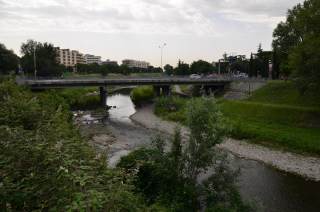 Ponte Petrino fotografato dall\'argine sinistro del fiume