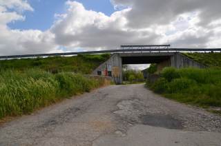 Piano viario del ponte con sopraelevato della 2° Tangenziale sullo sfondo